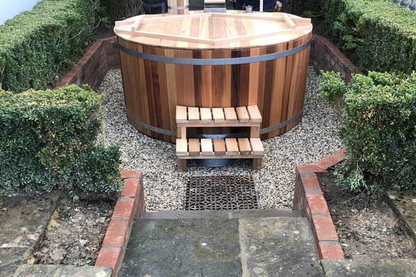 Sunken garden for a hot-tub